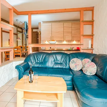 Appartement Bunte Villa, Whg Kajuete Prerow