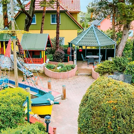 Bunte Villa, Whg Kajuete Prerow